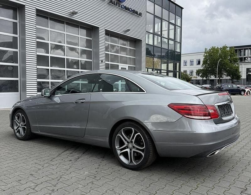 Gebraucht Mercedes E350 AMG line 306 PS (225 kW) 2015 Grau Coupé