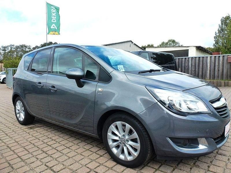 Gebraucht Opel Meriva drive 140 PS (102 kW) 2016 Shiny grey (rock) Van / Kleinbus