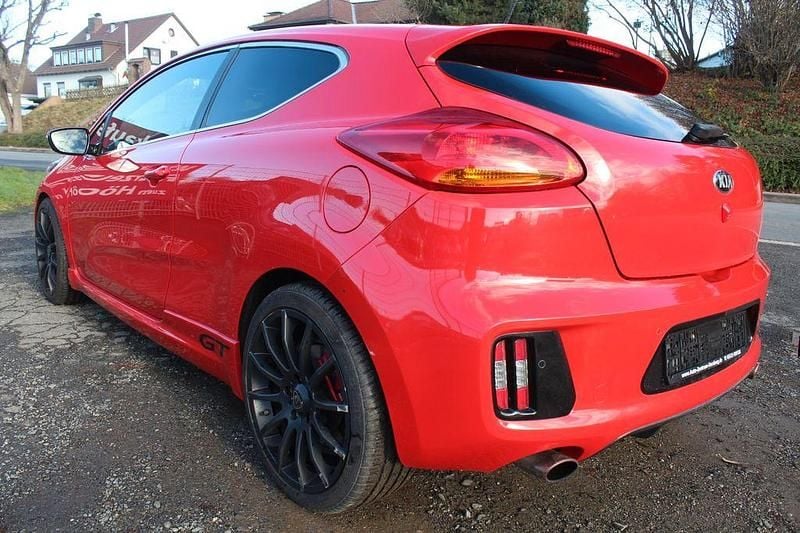 Gebraucht Kia ProCeed GT-Track 204 PS (150 kW) 2013 Rot Coupé
