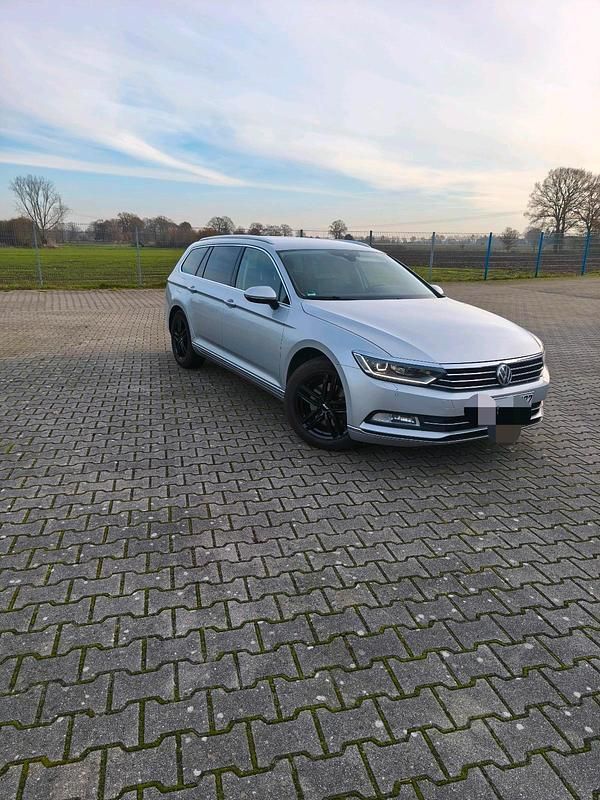 Gebraucht VW Passat Highline 190 PS (139 kW) 2016 Silber Kombi