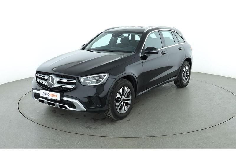 Schwarz Gebraucht 2020 Mercedes GLC220 SUV | 35.670 € (Guter Preis) - Bild 1/3