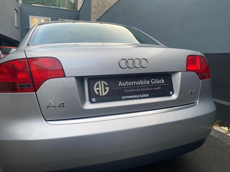 Gebraucht Audi A4 130 PS (95 kW) 2006 Silber Kleinwagen