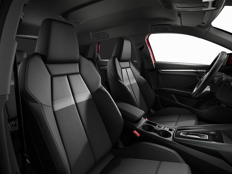 Gebraucht Audi A3 Ambiente 204 PS (150 kW) 2025 Rot Limousine