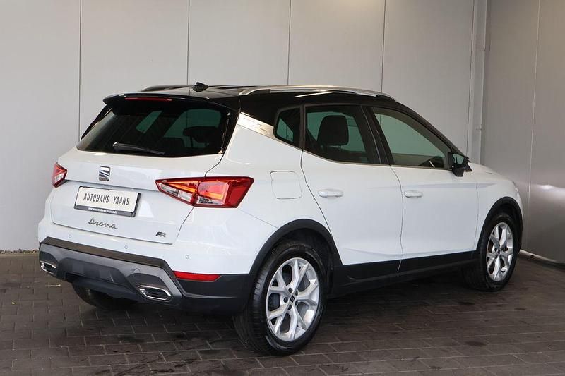 Gebraucht Seat Arona FR 95 PS (69 kW) 2023 Weiß SUV