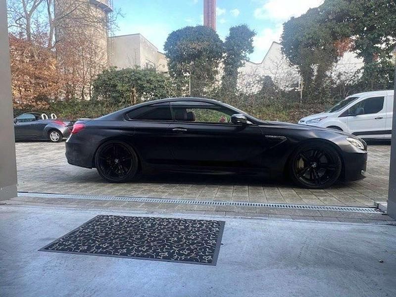 Gebraucht BMW M6 600 PS (441 kW) 2015 Sonderlackierung frozenblack Coupé