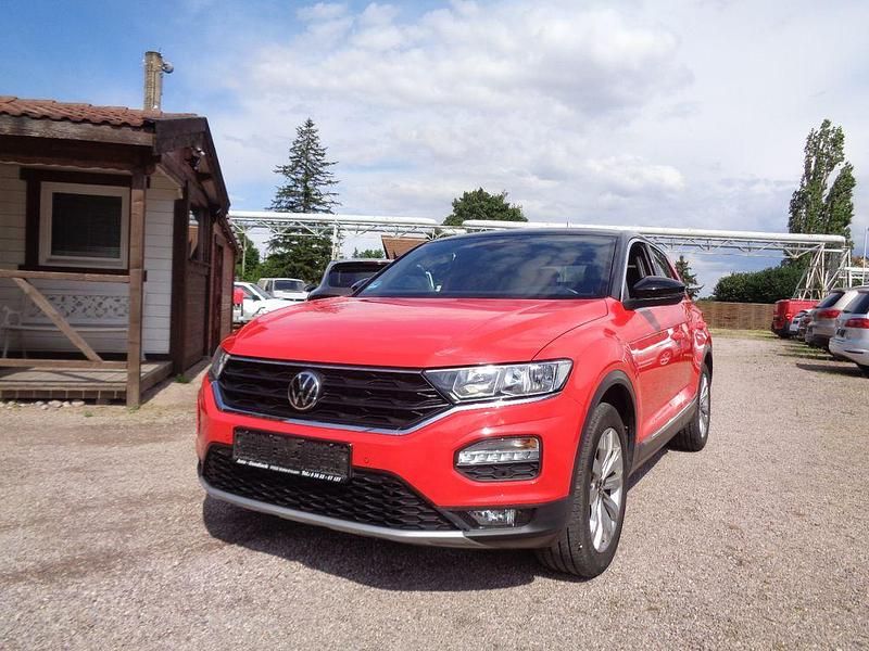 Rot Gebraucht 2021 VW T-Roc Sportline SUV | 22.950 € (Guter Preis) - Bild 1/4