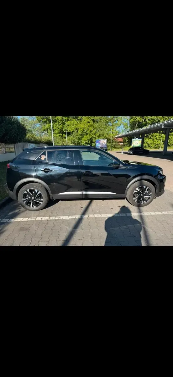 Gebraucht Peugeot e-2008 GT 100 kW (136 PS) 2020 Schwarz SUV