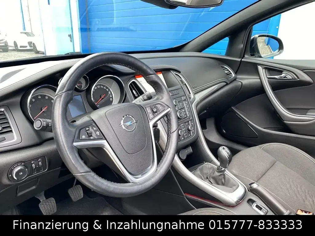 Gebraucht Opel Cascada Edition 120 PS (88 kW) 2018 Blau Cabrio