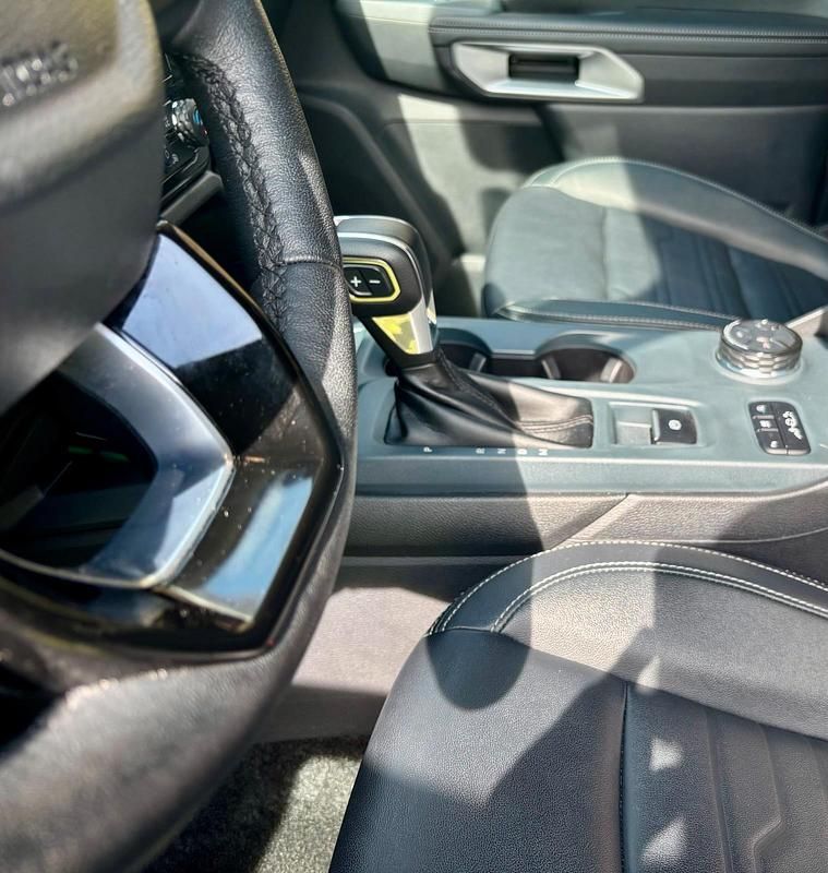 Gebraucht Ford Ranger Limited 170 PS (125 kW) 2023 Grau Pickup