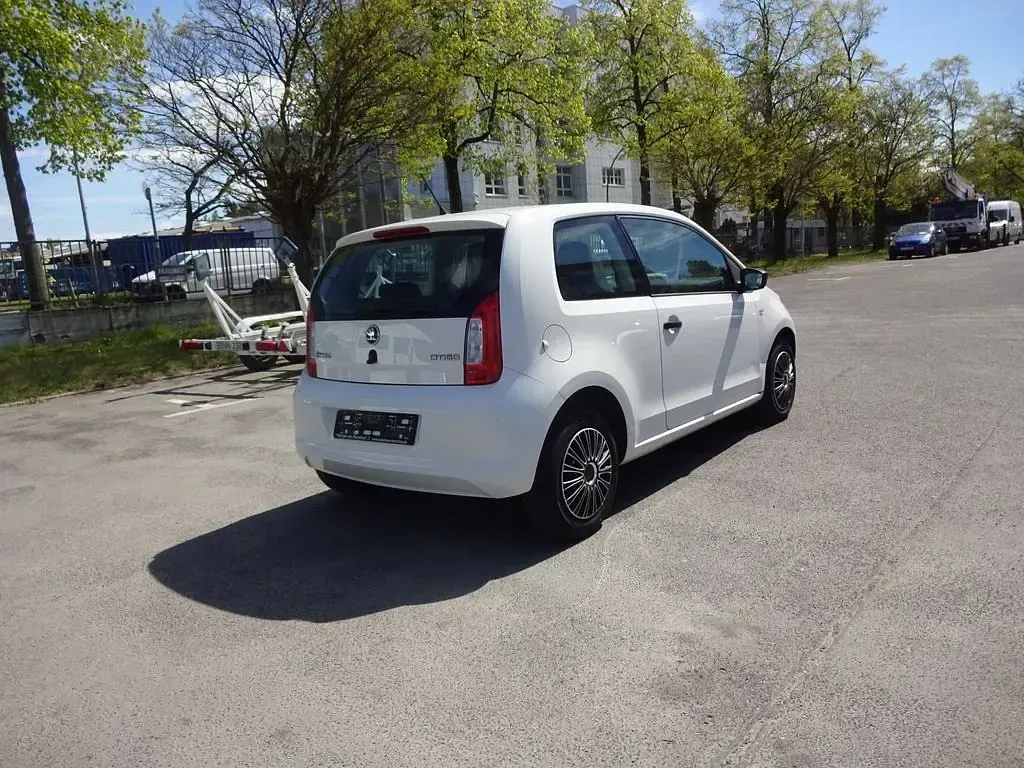 Gebraucht Skoda Citigo Cool Edition 60 PS (44 kW) 2017 Weiß Kleinwagen