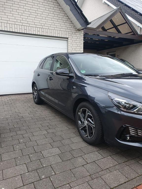 Gebraucht Hyundai i30 Edition 30 160 PS (117 kW) 2023 Grau Limousine