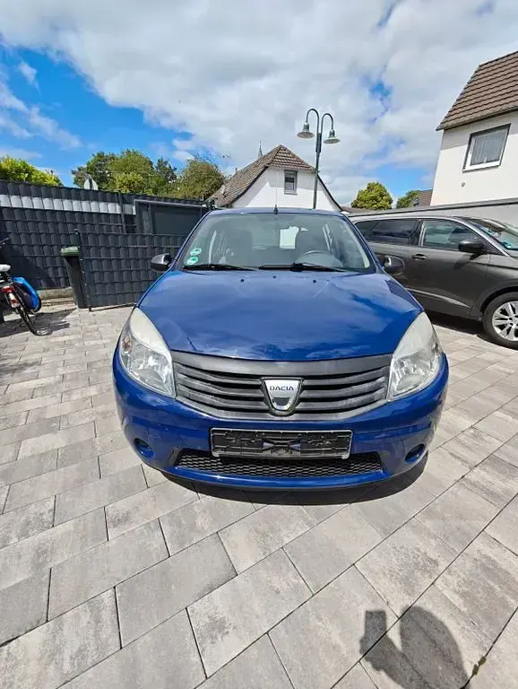 Gebraucht Dacia Sandero Basis 75 PS (55 kW) 2008 Blau Kleinwagen