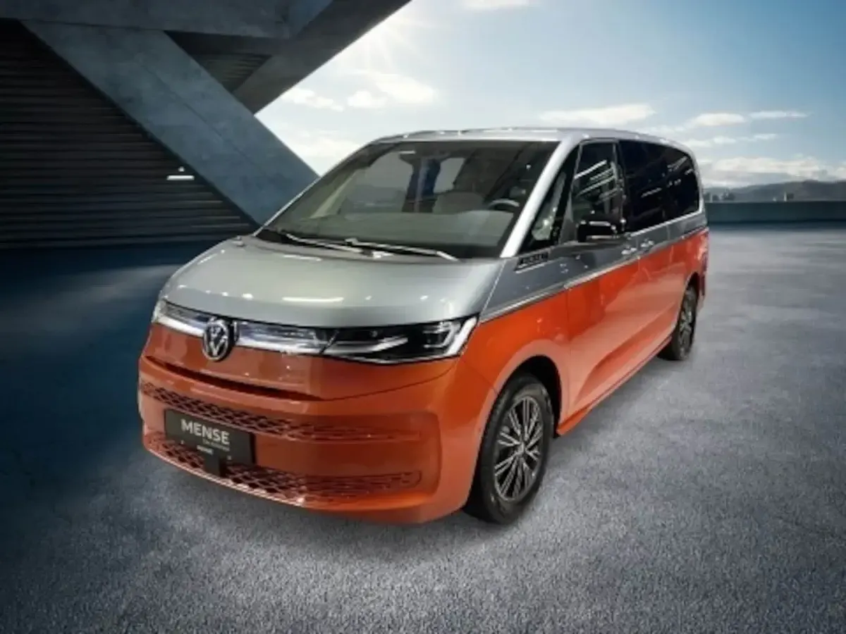 Begagnad VW Multivan Style 150 HK (110 kW) 2025 Orange Minibuss