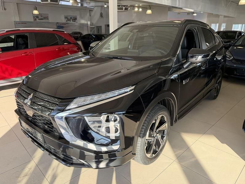 Gebraucht Mitsubishi Eclipse Cross Plus 188 PS (138 kW) 2022 Schwarz SUV