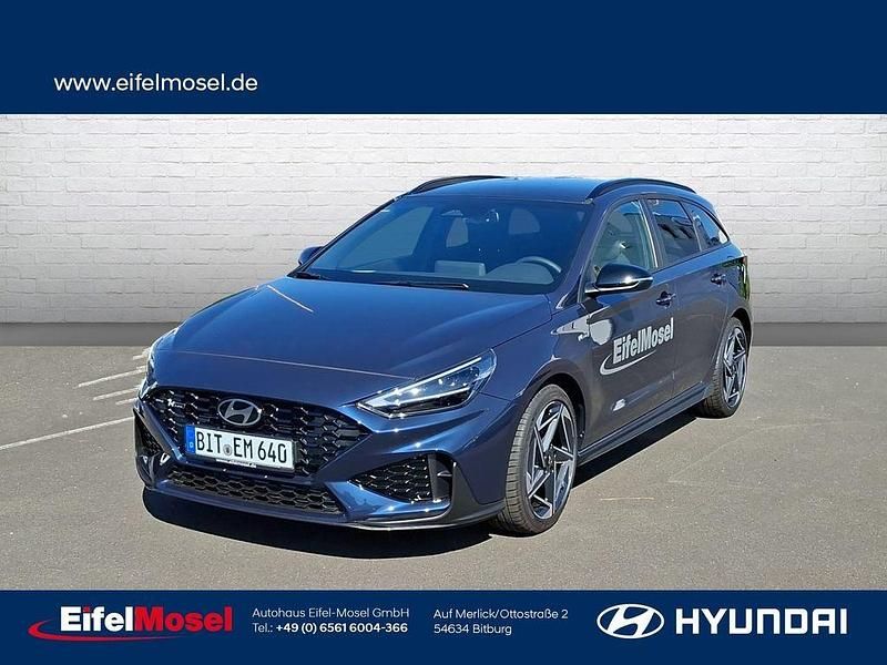 Blau Gebraucht 2025 Hyundai i30 N Line Limousine | 29.860 € (Etwas zu teuer) - Bild 1/4