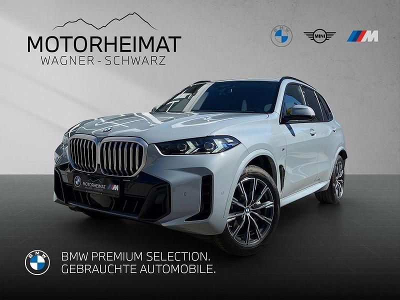 Grau Gebraucht 2024 BMW X5 M Sport SUV | 79.840 € - Bild 1/3