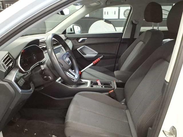 Gebraucht Audi Q3 Ambiente 190 PS (139 kW) 2022 Ibisweiß SUV