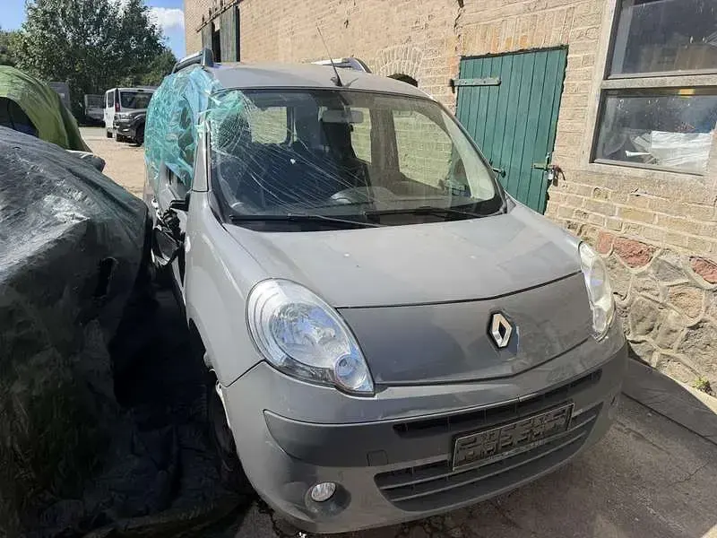 Gebraucht Renault Kangoo 106 PS (77 kW) 2013 Van / Kleinbus