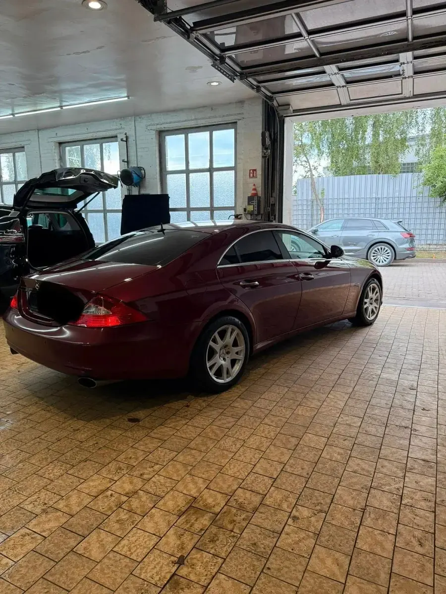 Gebraucht Mercedes CLS350 272 PS (200 kW) 2005 Rot Coupé