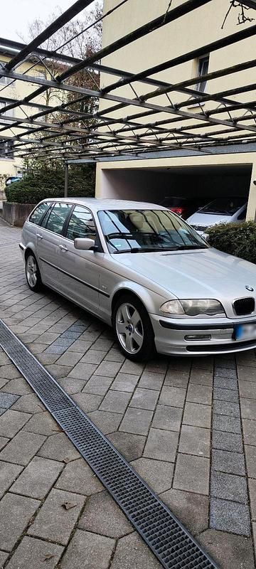Gebraucht BMW 320 170 PS (125 kW) 2001 Silber Kombi