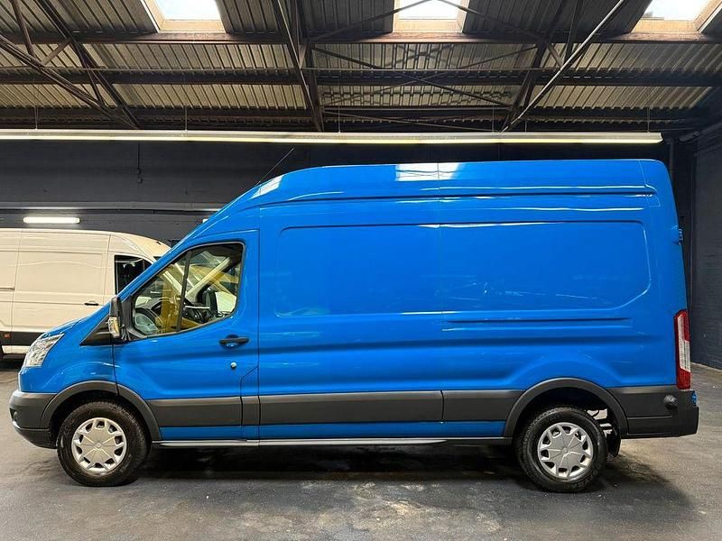 Second-hand Ford Transit 155 CP (114 kW) 2016 Albastru Monovolum