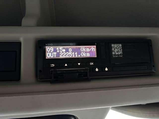 Second-hand Ford Transit Trend 155 CP (114 kW) 2017 Argintiu Monovolum