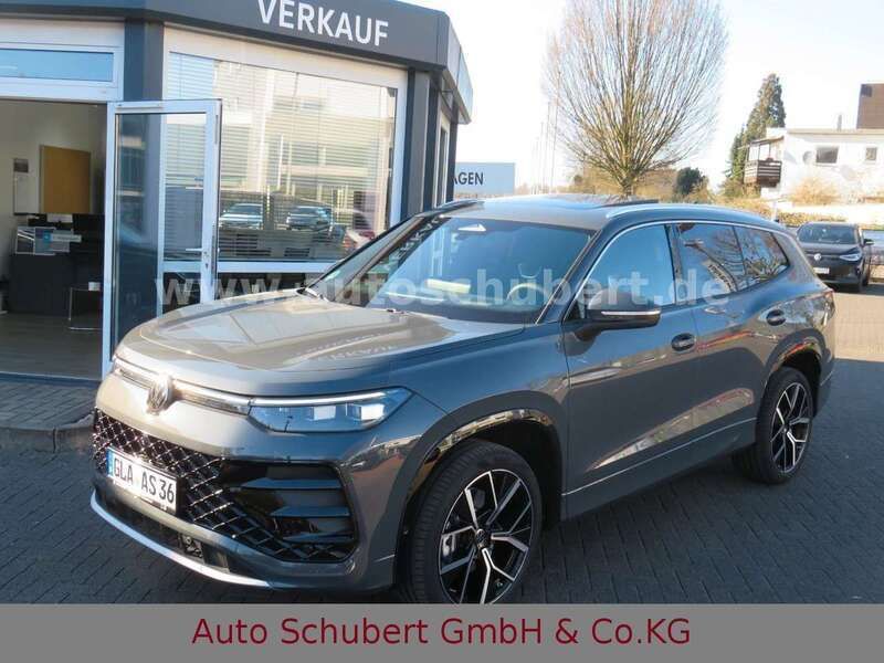 Grau Gebraucht 2025 VW Tayron R-line SUV | 60.950 € (Guter Preis) - Bild 1/4