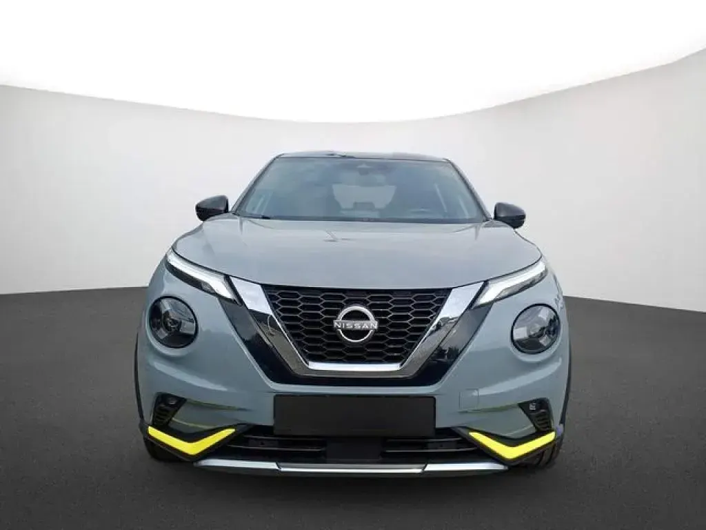 Gebraucht Nissan Juke 114 PS (83 kW) 2022 Ceramic grey p/black m SUV