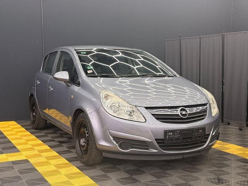 Gebraucht Opel Corsa Edition 80 PS (58 kW) 2008 Silber Kleinwagen