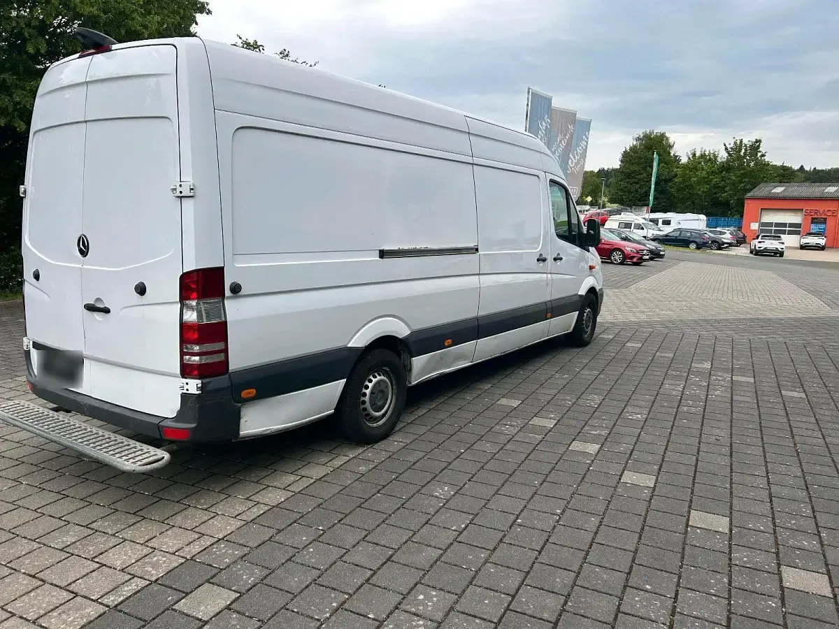 Gebraucht Mercedes Sprinter 163 PS (119 kW) 2018 Weiß Van