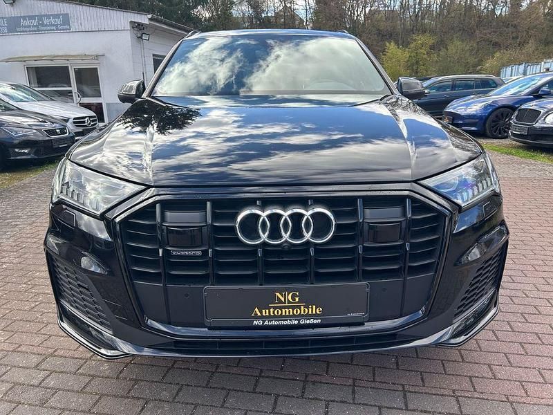 Gebraucht Audi Q7 S-Line 286 PS (210 kW) 2019 Orcaschwarz/deep black SUV