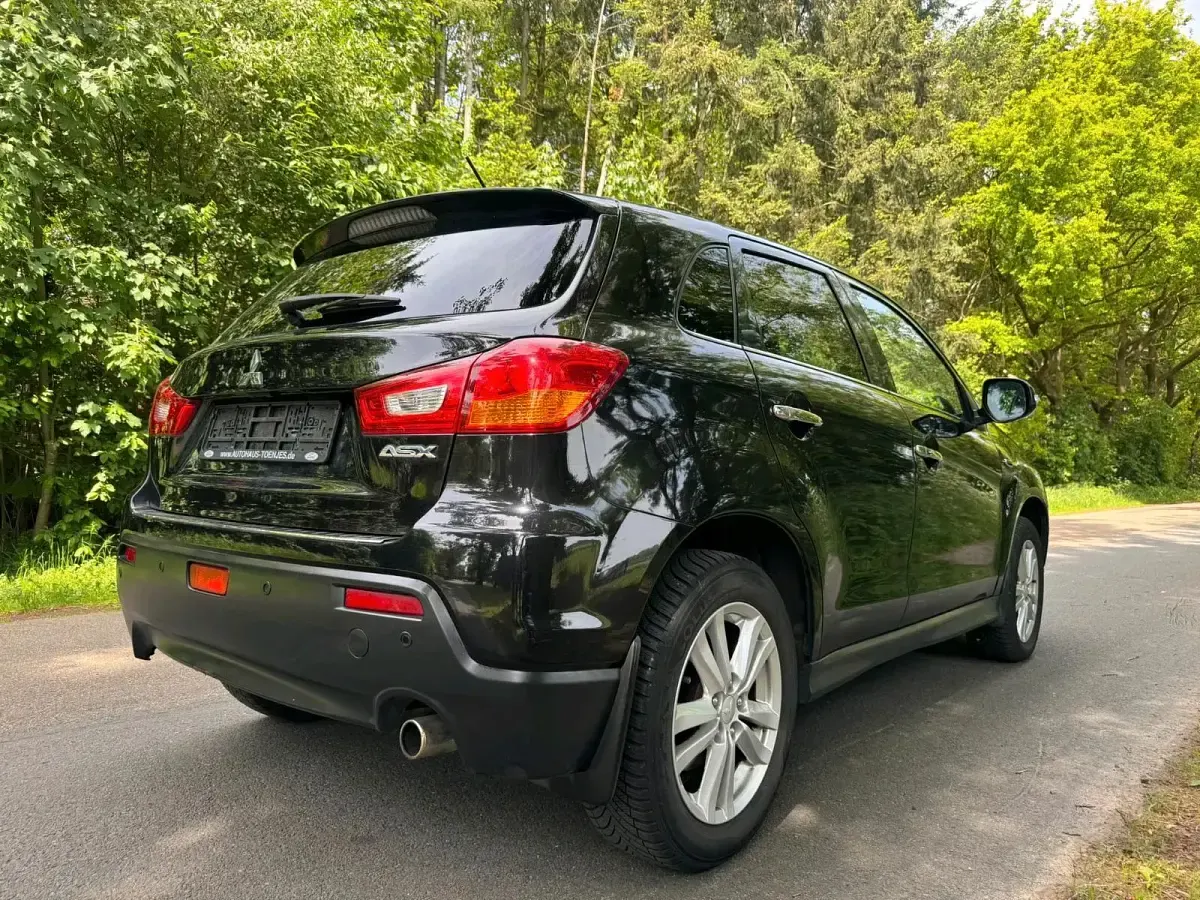 Gebraucht Mitsubishi ASX 150 PS (110 kW) 2011 Schwarz SUV