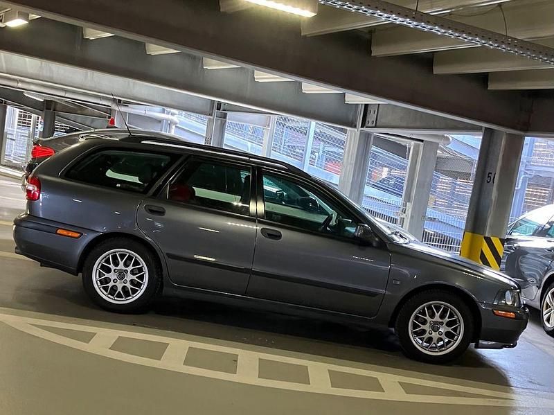 Gebraucht Volvo V40 165 PS (121 kW) 2001 Kombi