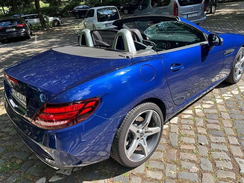 Gebraucht Mercedes SLC200 184 PS (135 kW) 2017 Blau Cabrio