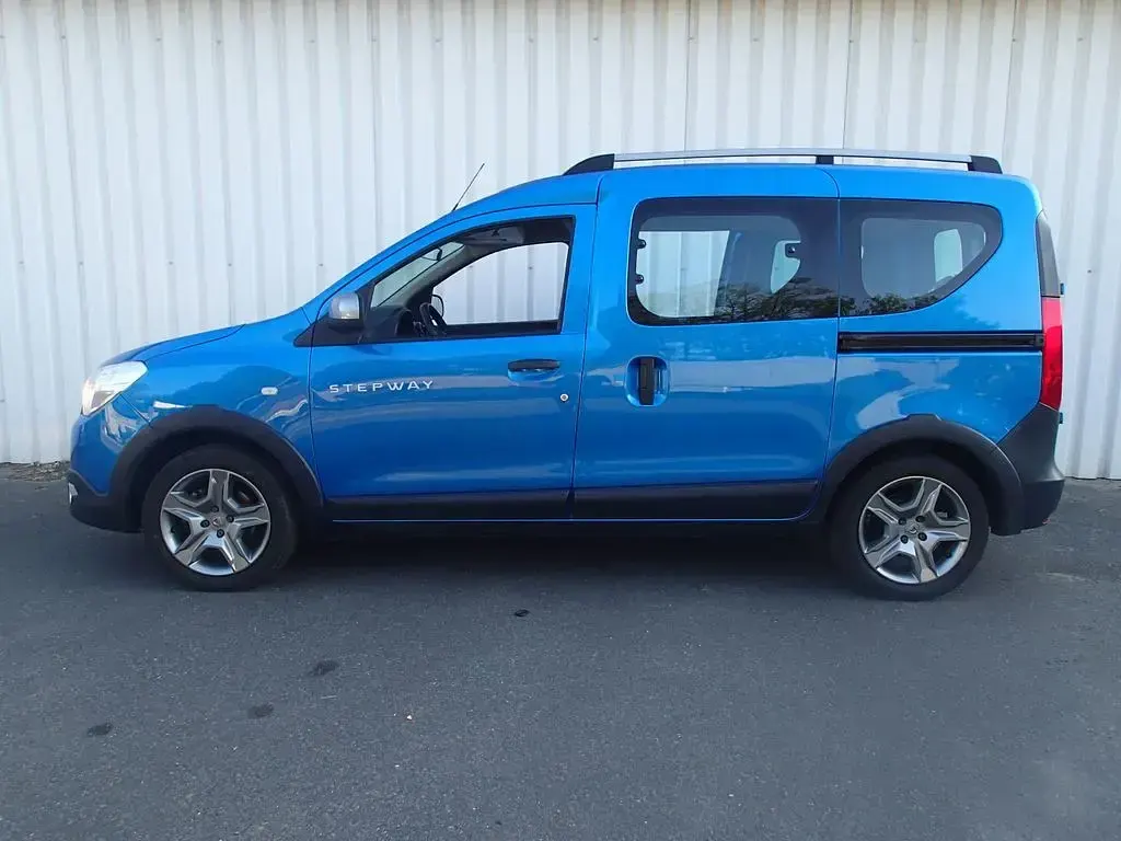 Gebraucht Dacia Dokker Stepway 131 PS (96 kW) 2020 Blau Van / Kleinbus