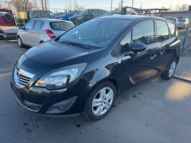 Schwarz Gebraucht 2013 Opel Meriva Active Van / Kleinbus | 4.900 € (Fairer Preis) - Bild 1/4
