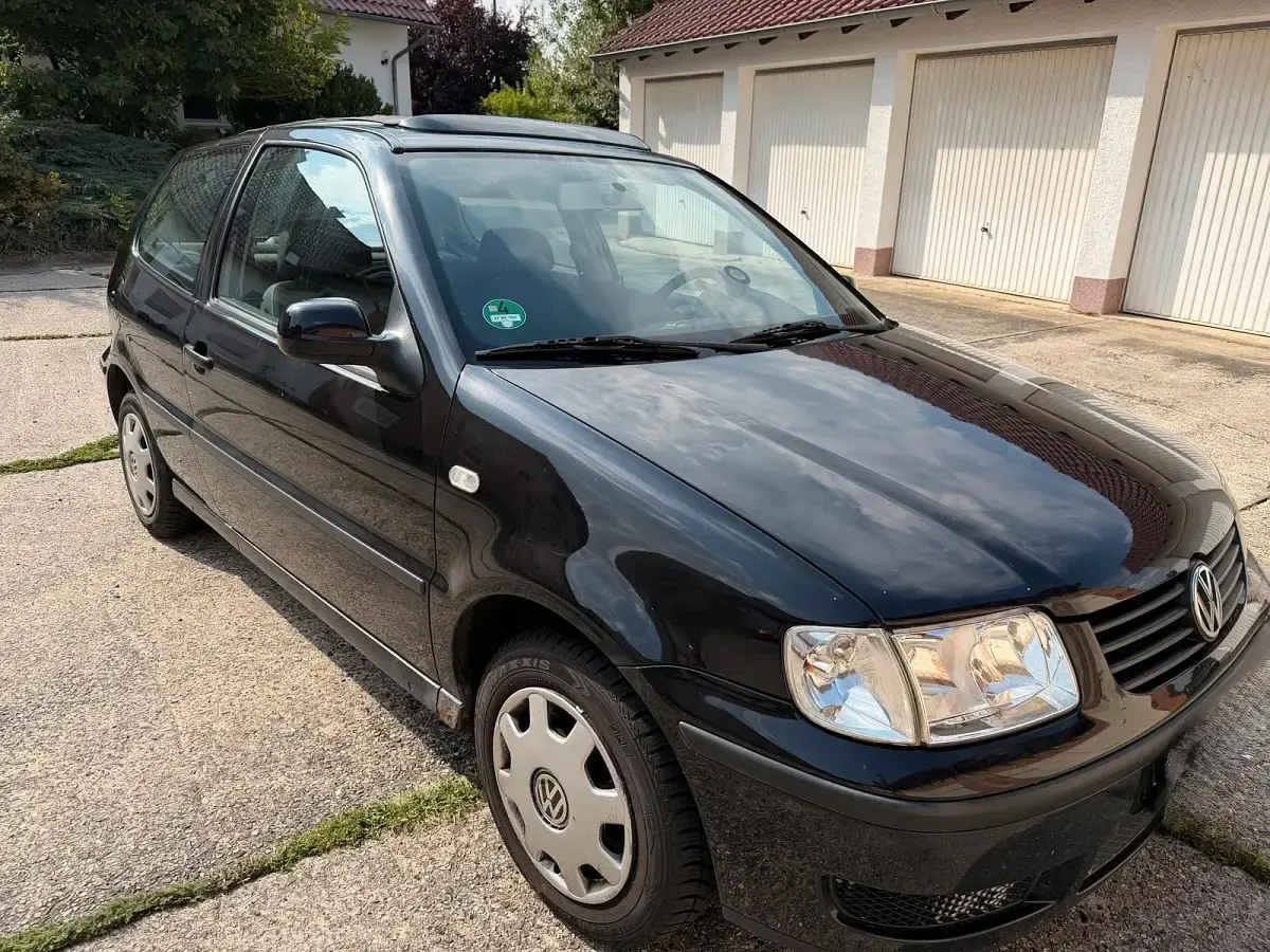 Gebraucht VW Polo 60 PS (44 kW) 2000 Schwarz Kleinwagen