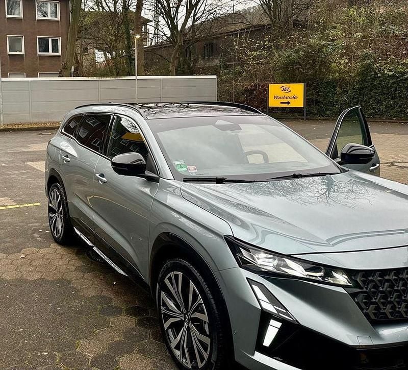 Blau Gebraucht 2025 Renault Espace SUV | 42.450 € (Guter Preis) - Bild 1/4