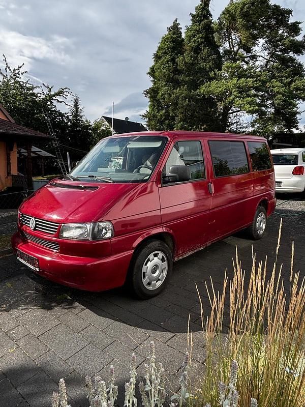 Rot Gebraucht 1997 VW T4 Van | 3.500 € - Bild 1/4