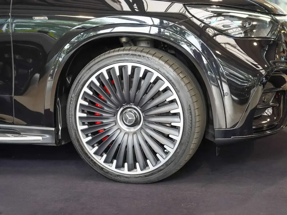 Gebraucht Mercedes EQE AMG 53 AMG 459 kW (625 PS) 2024 Obsidianschwarz SUV