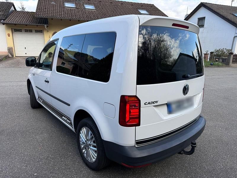 Usata VW Caddy Edition 75 CV (55 kW) 2016 Bianco Monovolume