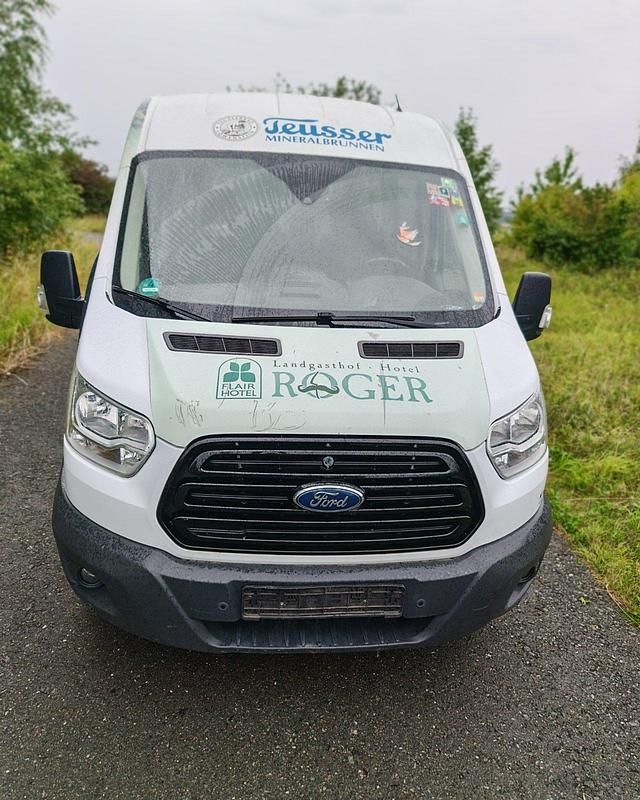 Gebraucht Ford Transit Trend 170 PS (125 kW) 2017 Weiß Van / Kleinbus