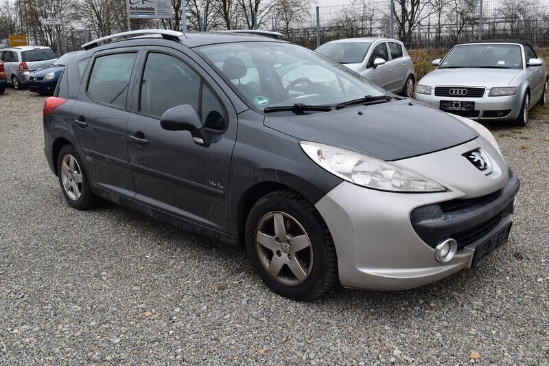 Gebraucht Peugeot 207 Urban Move 90 PS (66 kW) 2010 Grau Kombi