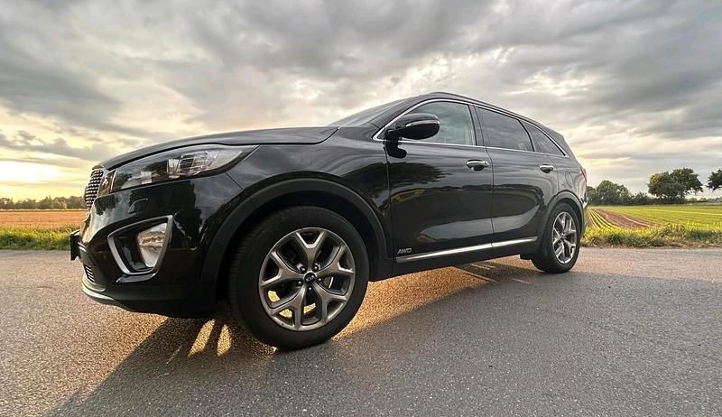 Schwarz Gebraucht 2016 Kia Sorento Platinum Edition SUV | 15.000 € (Superpreis) - Bild 1/4