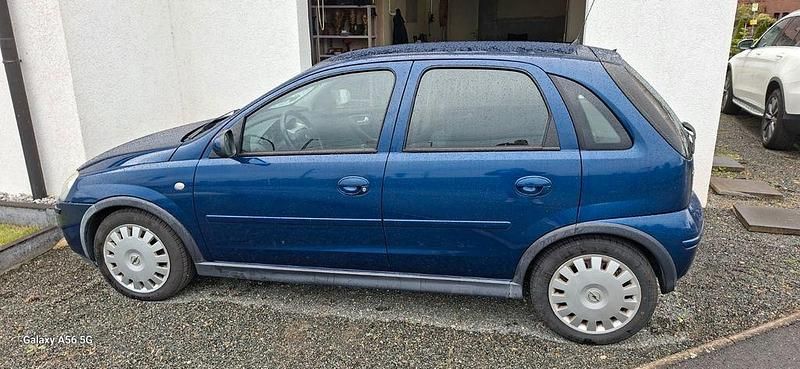 Blau Gebraucht 2005 Opel Corsa Limousine | 1.490 € (Fairer Preis) - Bild 1/4