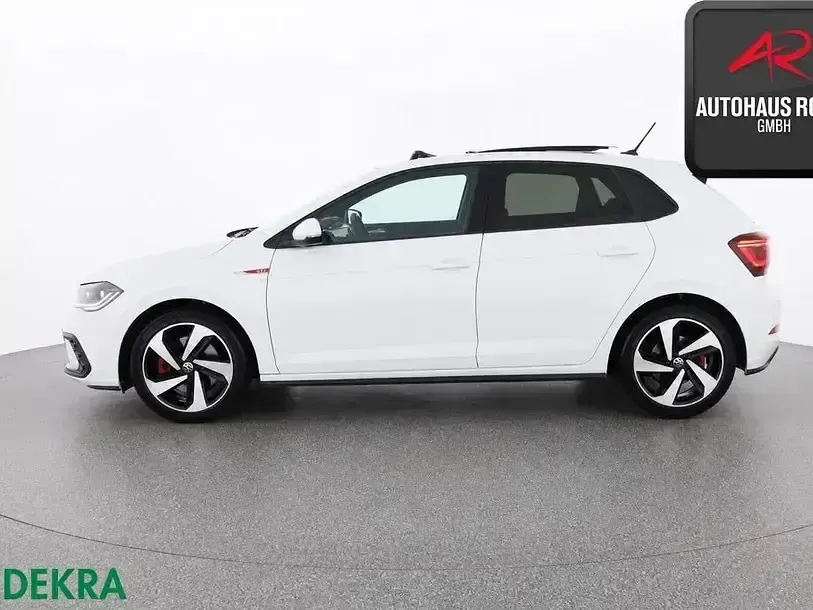 Gebraucht VW Polo Active 207 PS (152 kW) 2023 Pure white Kleinwagen