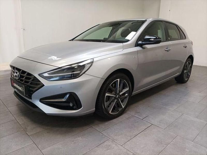 Gebraucht Hyundai i30 160 PS (117 kW) 2022 Silber Limousine