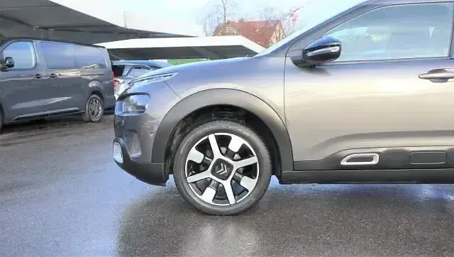Gebraucht Citroën C4 Cactus PureTech 110 PS (80 kW) 2018 Platiniumgrau Kleinwagen