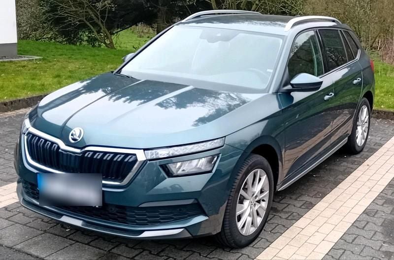 Grau Gebraucht 2020 Skoda Kamiq SUV | 13.500 € (Superpreis) - Bild 1/4