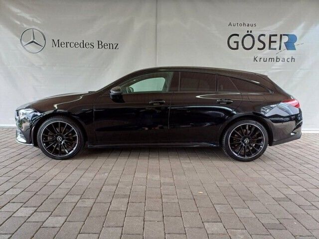 Schwarz Gebraucht 2022 Mercedes CLA250 Shooting Brake Kombi | 29.490 € (Fairer Preis) - Bild 1/4